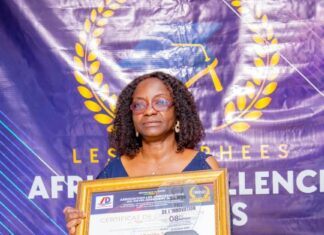 Trophées Africa Excellence Awards 2025: Fifonsi Émilie Tchibozo, une figure de proue de l’excellence éducative au Bénin