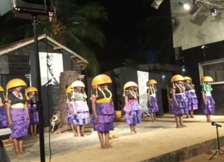 Déroulement du projet conteuses en création: Fidel Anato alias le baobab met l’art oratoire au service de la promotion de la femme