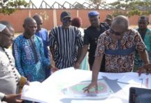 Construction d’une aire de jeux et du stade départemental: Le maire Inoussa Chabi Zimé a procédé à la remise de sites des infrastructures