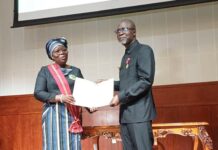 Pour les bons et loyaux services rendus à la commune de Parakou: Le maire Inoussa Zimé Chabi décoré