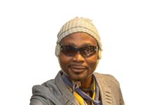 Valère Azon ou Valère Dubien: Le passage du petit écran au numérique avec « L’Humour qui Éclaire »