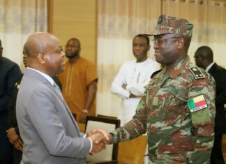 Cérémonie de présentation de vœux à la Cour constitutionnelle: Le Président Dorothé Sossa rend hommage aux FDS