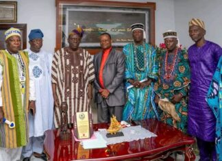 Plateau: Le Haut Conseil des sages de Sakété honore Louis Vlavonou