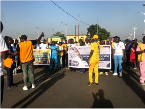 Pour renforcer la cohésion sociale, l’amitié et la paix: Les Clubs Lions en action à travers une marche à Parakou