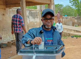 Conrad Gbaguidi vote à Savalou et salue un « jour mémorable » pour la démocratie béninoise