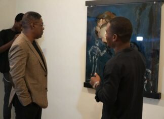 Vernissage à l’Espace Culturel Le Centre: Midegbeyan Ojisua et Leonel Zadji dans « Murmures des traditions »