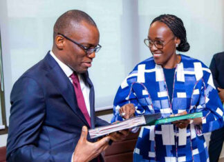 Transition républicaine au pôle économique: Olushegun Adjadi Bakari prend les rênes du super-ministère de la transformation structurelle
