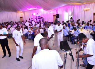COMMUNIQUÉ DE PRESSE: AGL au Bénin célèbre la fête du Travail dans la convivialité renforçant le sentiment d’appartenance des collaborateurs de toutes ses filiales au Bénin