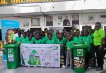 Journée mondiale de l’environnement Lapaire sensibilise des enfants à la santé oculaire