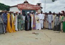Autorités administratives et chefferie traditionnelle dans le Borgou Le préfet Abdoul Chakour Assouma Naro sollicite les bénédictions du roi de Parakou