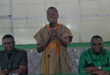 Reddition de comptes et dialogue citoyen à Parakou Wilfried Léandre Houngbédji échange avec les populations sur les actions du Gouvernement