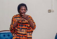Culture découverte Le slameur Onankoti ramène la jeunesse vers la racine Victorin Bateni M’po, a.k.a Onankoti