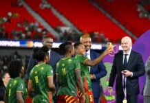 TotalEnergies CAF CAN Féminine Maroc 2026 : Le Président de la CAF, Dr Patrice Motsepe, félicite les Lionnes Indomptables du Cameroun pour leur sacre historique