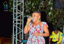 Au sujet de la chanteuse »Rich Savi » : Une vraie conviction au service de la musique béninoise