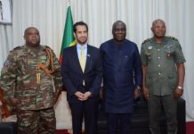 Audience au Ministère de la Défense Nationale : Gildas AGONKAN échange avec l’ambassadeur des Emirats Arabes Unis près le Bénin