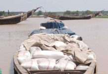 Malanville 40 sacs de soja saisis dans une barque en direction du Niger