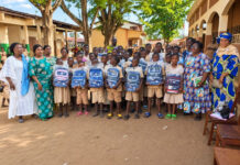Rentrée Scolaire 2026-2027 : Dr Brice HONDI et l’ONG Club Excellence ADECO distribuent des kits scolaires à Abomey-Calavi